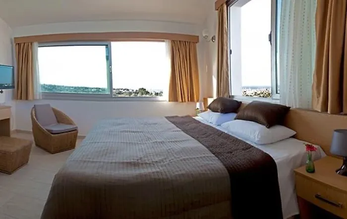 Hotel Eftalia Downtown 4*