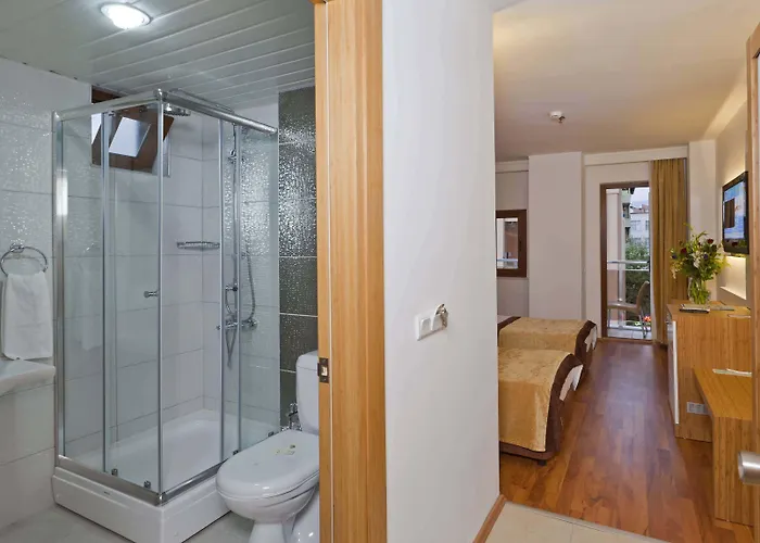 Eftalia Downtown Hotell 4*