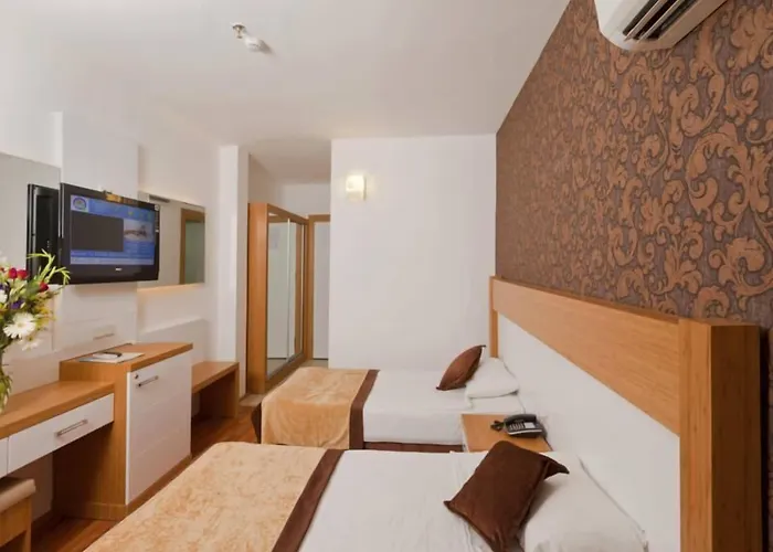 Eftalia Downtown Hotel 4*